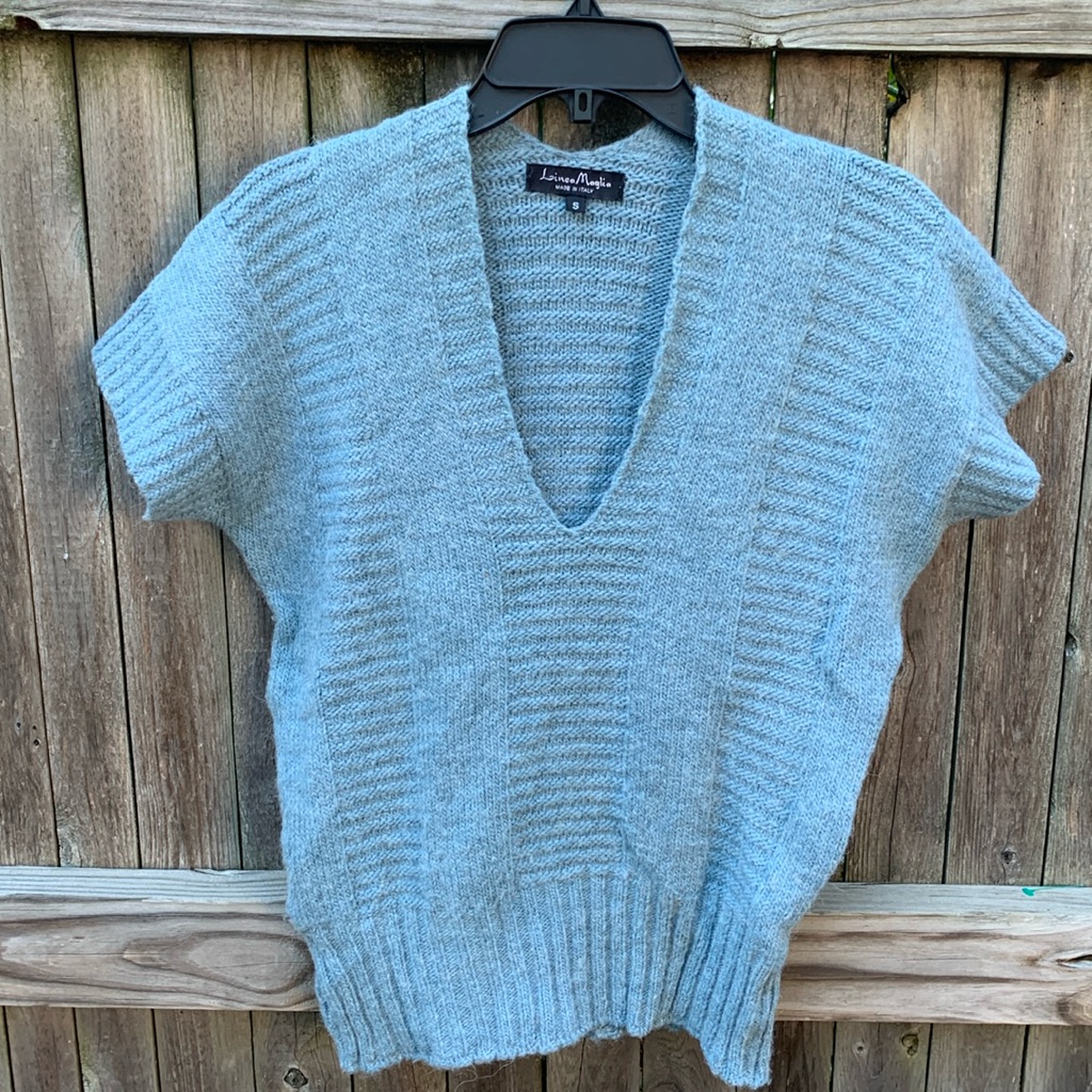 Linea Maglia Small Italian Short Sleeve Sweater!